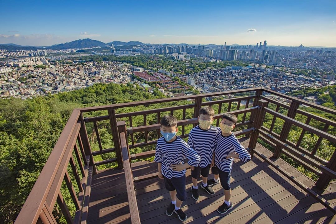 Song Il Gook khoe chiều cao khủng của Daehan - Minguk - Manse