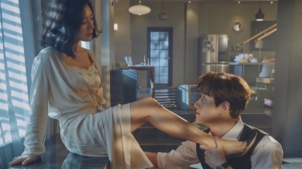 'Quân vương bất diệt' lọt top 10 phim Hàn được đánh giá cao năm nay