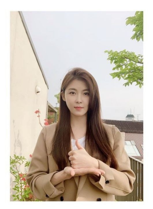 Ha Ji Won tiết lộ bí quyết độc lạ để giữ gìn thanh xuân và nhan sắc