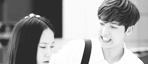 'Healer' và những phim Hàn có cảnh xoa đầu 'tan chảy' lãng mạn nhất