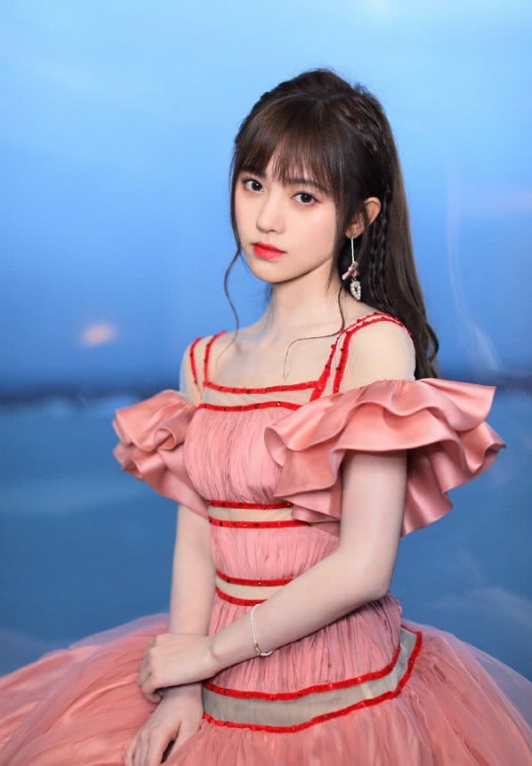 Triệu Lệ Dĩnh, AngelaBaby và mỹ nhân Cbiz đọ sắc khi đụng kiểu tóc
