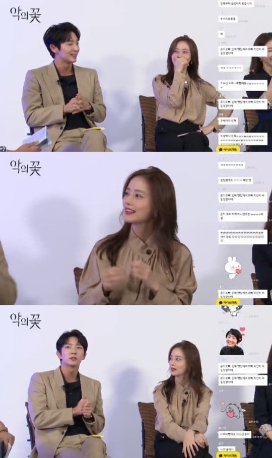 Lee Jun Ki chia sẻ suy nghĩ về nụ hôn sâu với Moon Chae Won