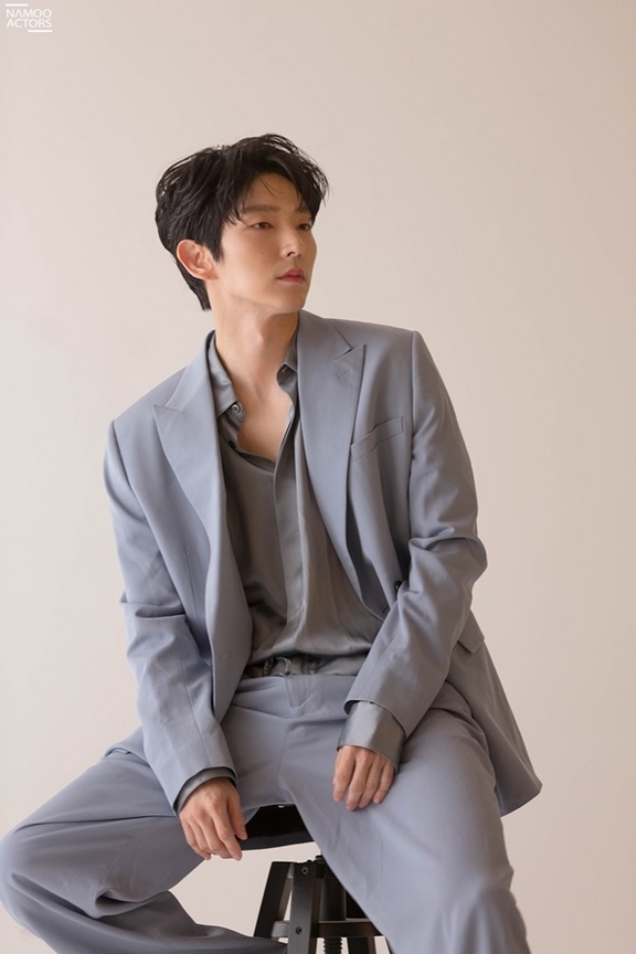 Lee Jun Ki và con đường trở thành nam thần hàng đầu làng phim Hàn