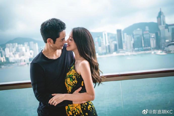 Trịnh Gia Dĩnh báo tin Trần Khải Lâm sinh con trai thứ 2
