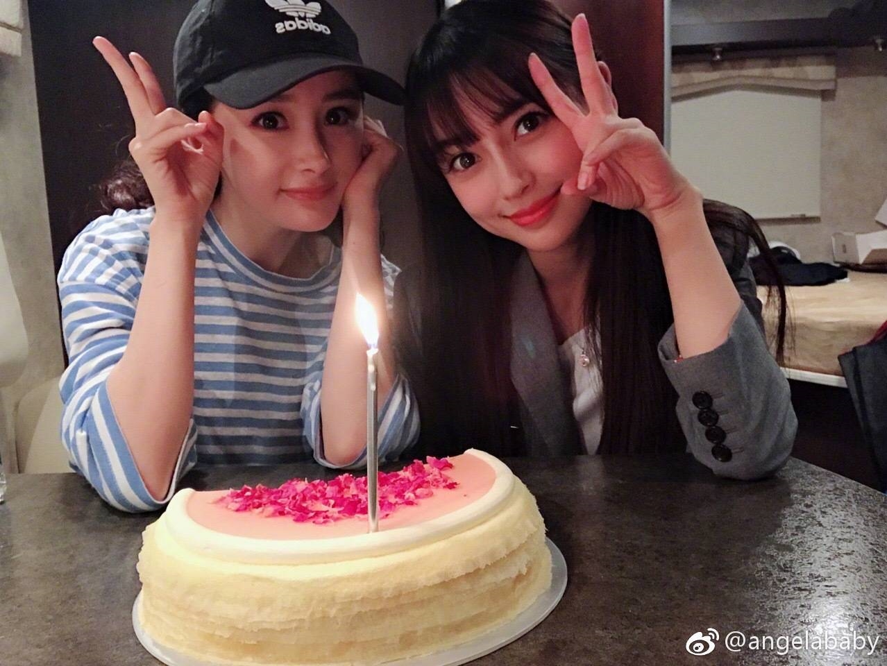 Dương Mịch - AngelaBaby đọ sắc, mỗi người một vẻ mười phân vẹn mười