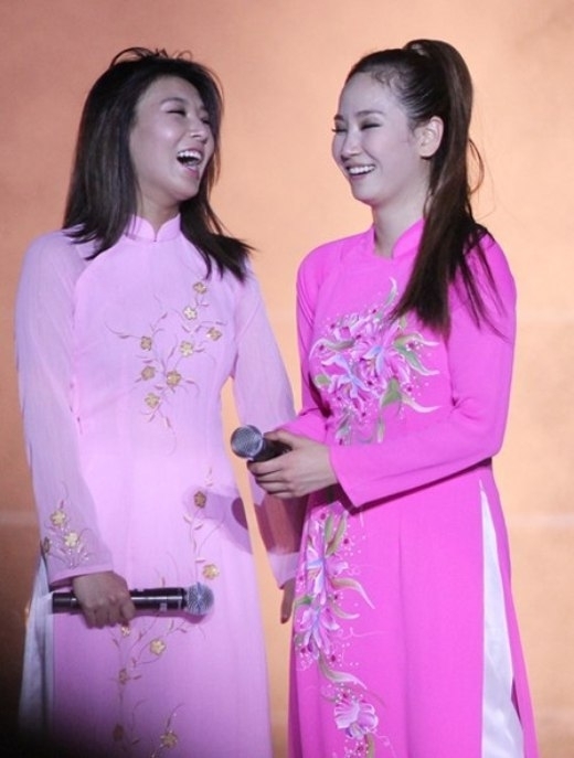 Kim Tae Hee và dàn mỹ nhân Hàn đẹp thướt tha trong tà áo dài