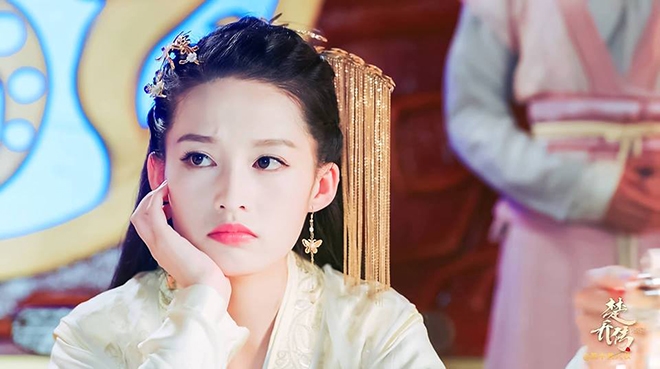Tiểu Phong, Nguyên Thuần và những nàng công chúa bạc mệnh trên màn ảnh