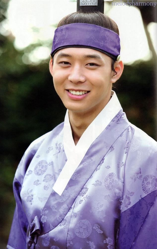 Yoo Chun lụi tàn trong dàn chính 'Sungkyunkwan Scandal' sau 10 năm