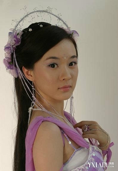 Đỗ Giang, Trương Tấn và fan boy thành công nhất Cbiz