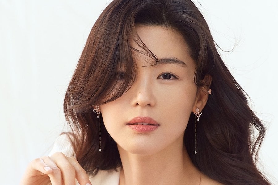 Gong Hyo Jin và những 'nữ hoàng phim hài tình cảm' Hàn nổi bật nhất