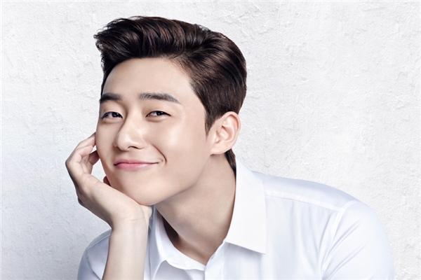 Kim Soo Hyun và những mỹ nam 'mắt một mí' của làng phim Hàn