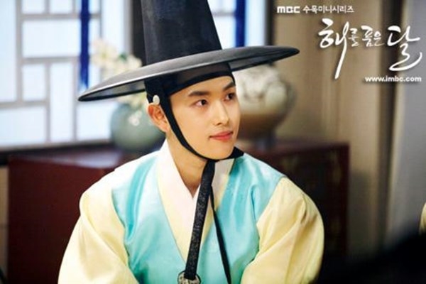 Won Bin và dan trai đẹp Hàn hiện tại chẳng khác gì khi vừa ra mắt