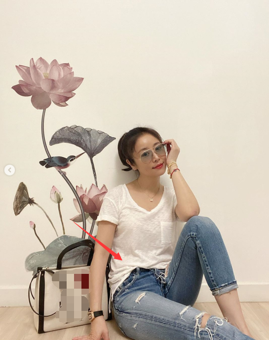 Lâm Tâm Như khoe nhan sắc trẻ trung ở tuổi U50, bụng phẳng lỳ