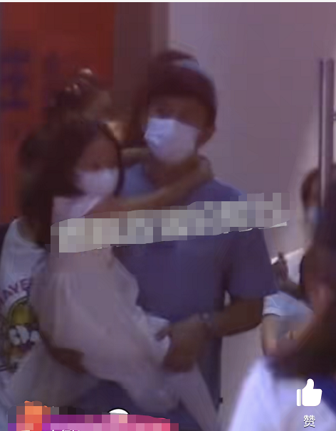 Đặng Siêu bỏ rơi Tôn Lệ và Đẳng Đẳng vì con gái Tiểu Hoa