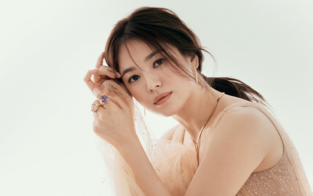 Song Hye Kyo lọt top 5 nữ thần hút mắt nhất do báo chí bình chọn