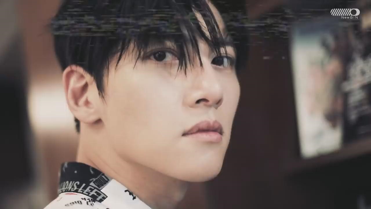 Ji Chang Wook khoe vẻ lãng tử quyến rũ trong bộ ảnh tạp chí mới