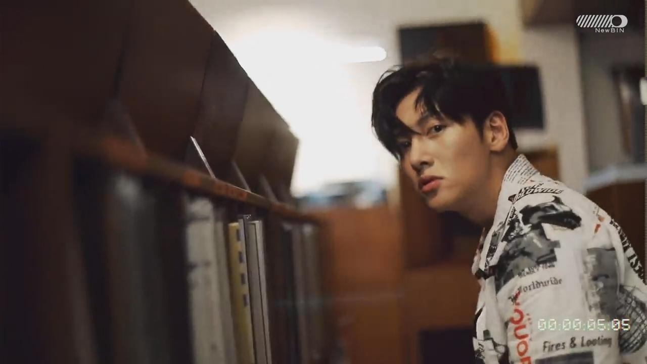 Ji Chang Wook khoe vẻ lãng tử quyến rũ trong bộ ảnh tạp chí mới