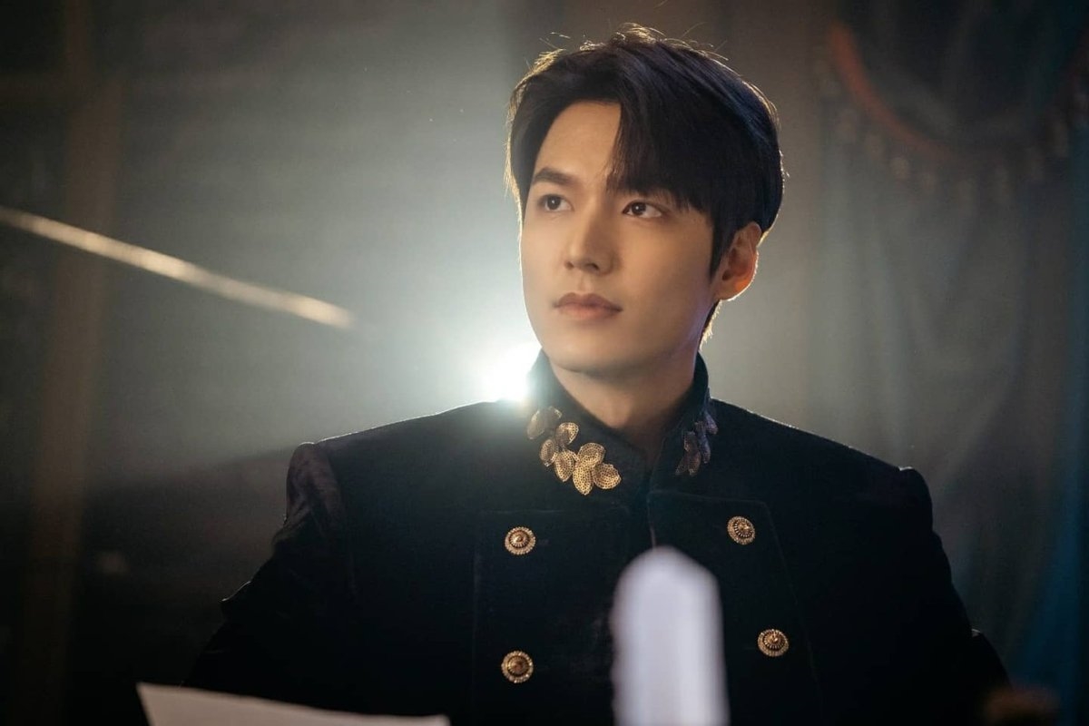 Lee Min Ho thu thập bằng chứng và đâm đơn kiện anti 'khẩu nghiệp'