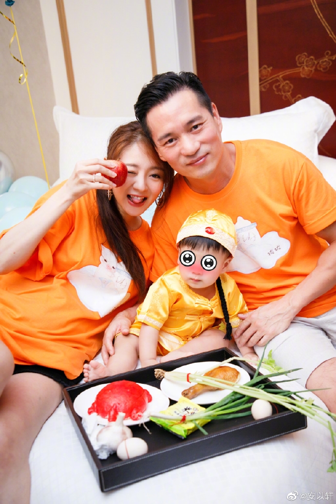 Sao Cbiz đổi đời nhờ đổi tên: Dương Tử nổi tiếng khắp Cbiz