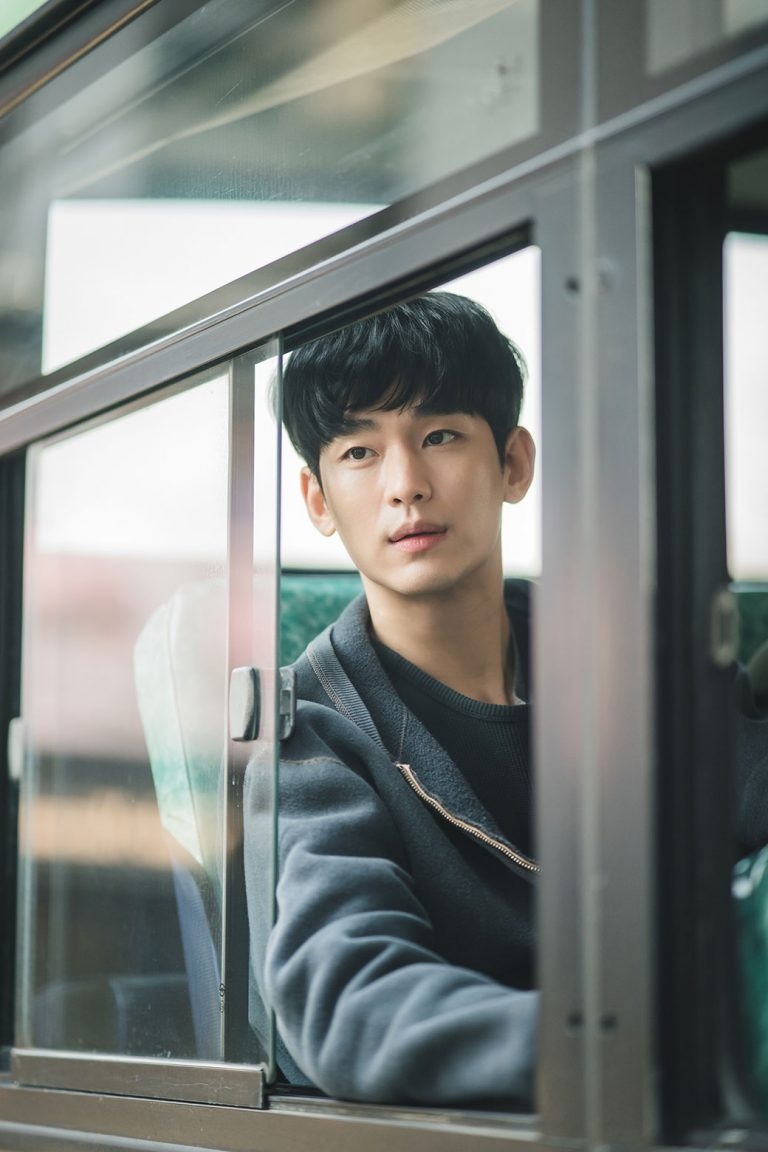 Lee Min Ho, Kim Soo Hyun và Ji Chang Wook đều bị ghẻ lạnh khi trở lại