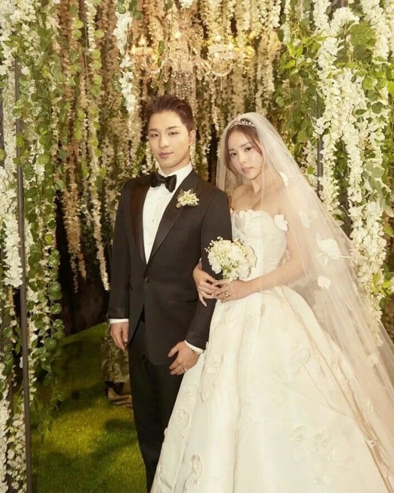 Kim Tae Hee và các mỹ nhân chọn váy cưới đẹp nhất trong ngày trọng đại