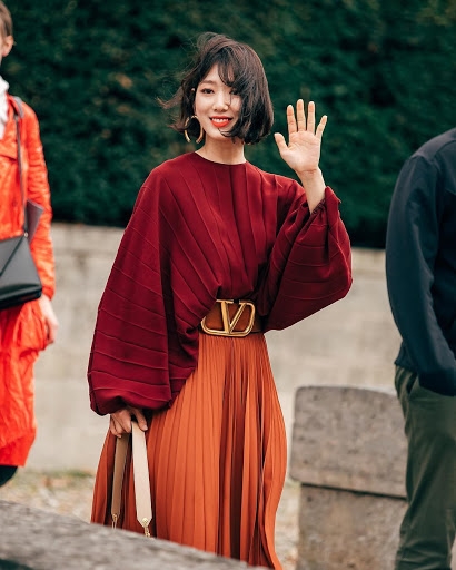 Park Shin Hye và dàn nữ thần Kbiz chăm diện đồ hiệu đắt tiền nhất