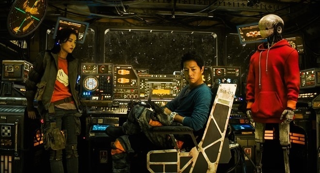 Song Joong Ki thông báo movie mới hoãn họp báo ngay giờ chót