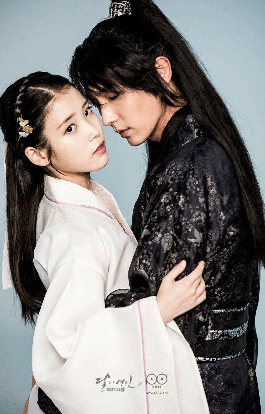 Lee Jun Ki khoe ảnh cũ, vui mừng khi khán giả vẫn nhớ 'Moon Lovers'
