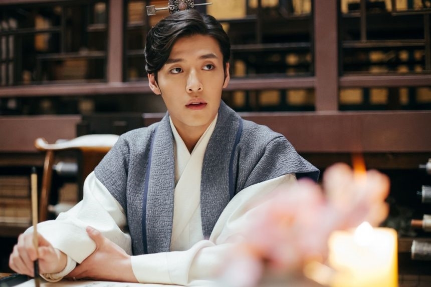 Son Ye Jin - Kang Ha Neul được mời đóng cặp trong phim cổ trang mới