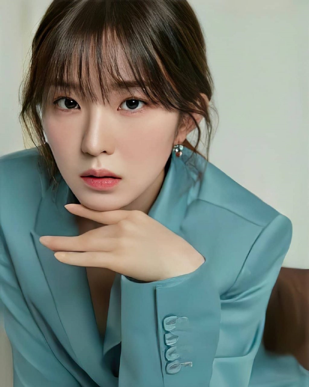Irene, Jennie nằm top những gương mặt là tiêu chuẩn thẩm mỹ tại Hàn