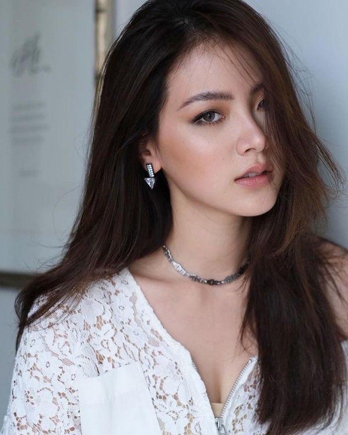 Baifern Pimchanok và những sao nữ Thái từng đóng vai chuyển giới