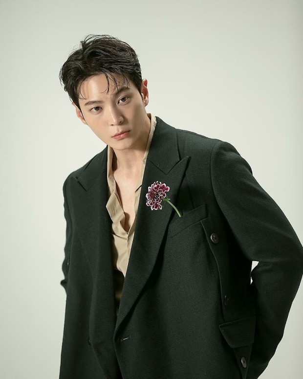 Joo Won thích thú tiết lộ tăng cân hậu xuất ngũ và vai diễn phim mới