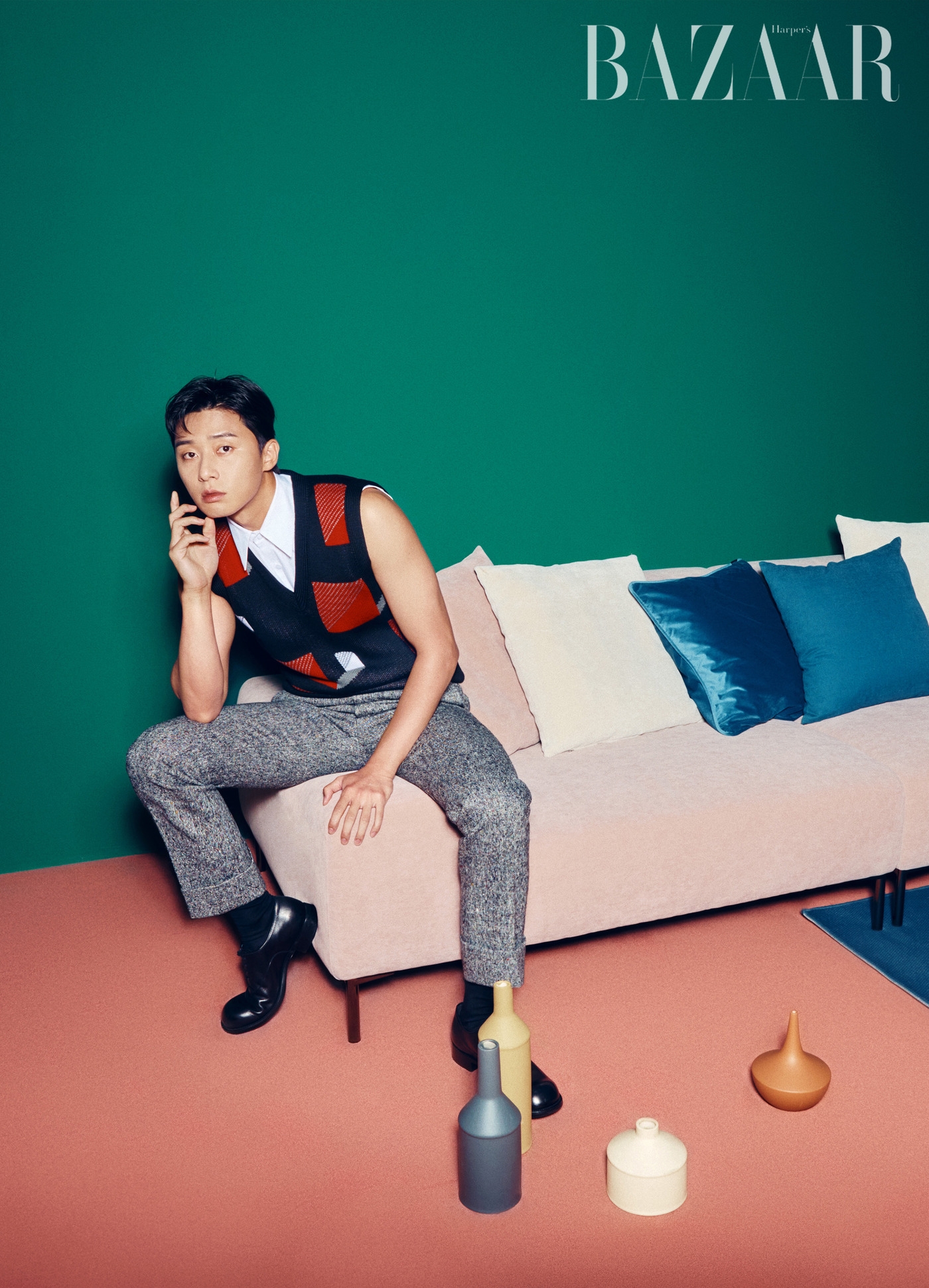 Park Seo Joon nam tính cực thu hút trong bộ ảnh tạp chí mới