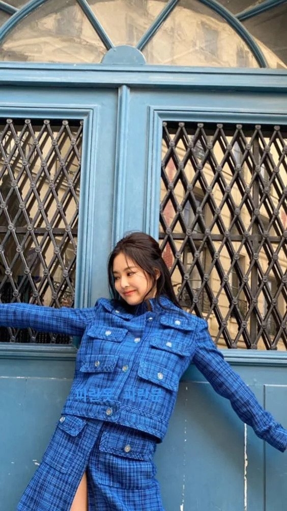 Son Ye Jin và 7 lần 'đụng hàng' hậu bối nhưng chưa từng thua kém