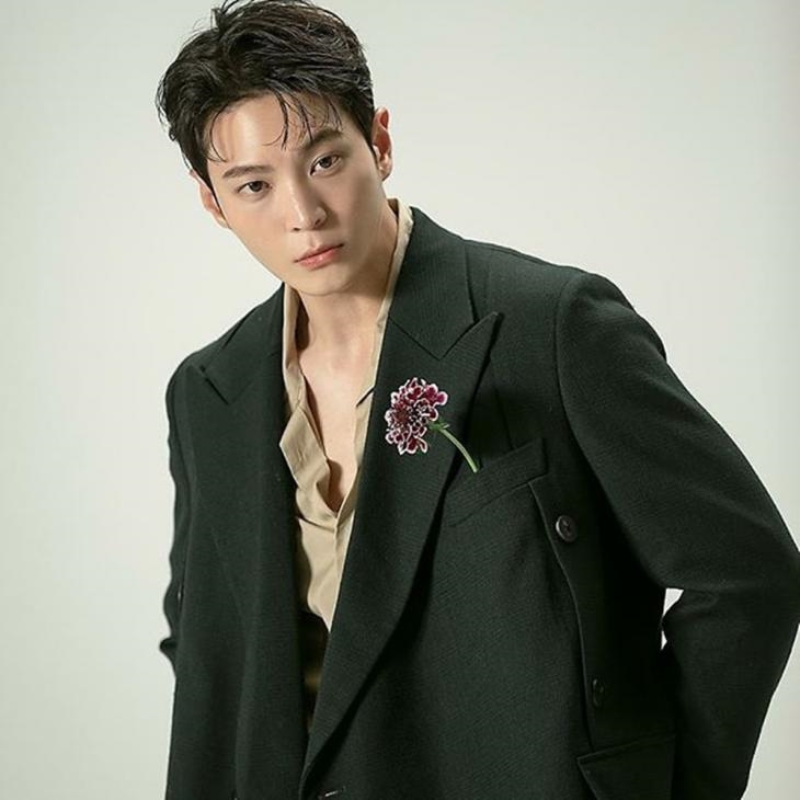 Hyun Bin, Song Joong Ki và những nam thần Hàn sinh tháng 9