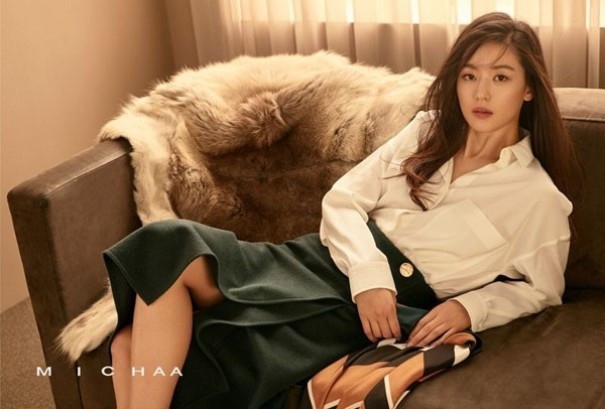Song Hye Kyo và loạt mỹ nhân Hàn từng bị tố mắc bệnh ngôi sao