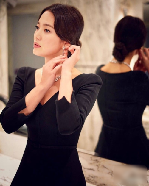 Song Hye Kyo và loạt mỹ nhân Hàn từng bị tố mắc bệnh ngôi sao