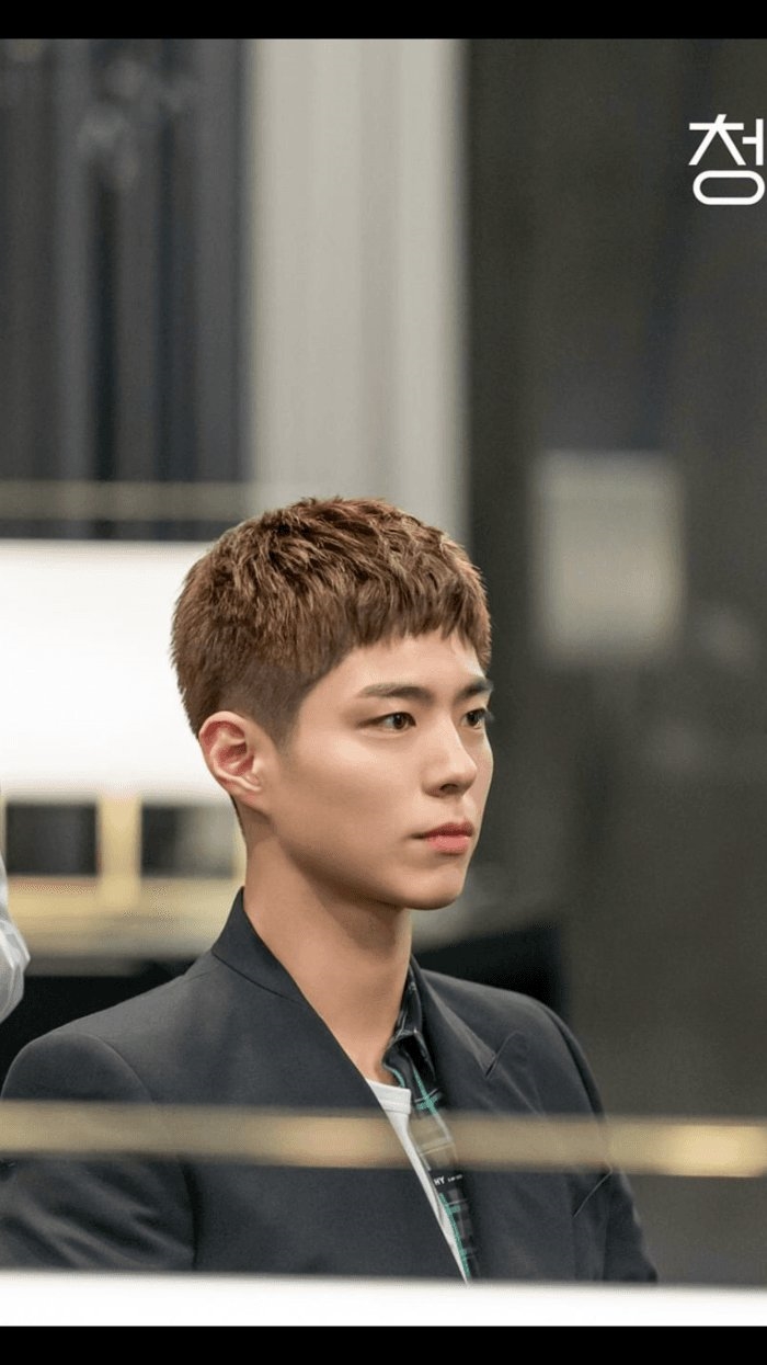 Lee Jun Ki dẫn đầu top 10 diễn viên Hàn được tìm nhiều nhất tháng 9