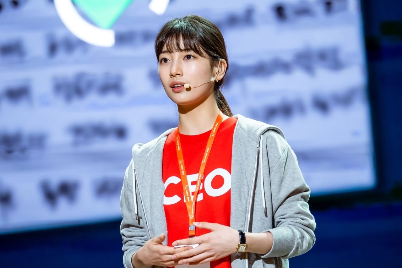 Suzy xinh đẹp tỏa sáng trong tạo hình phim mới sắp ra mắt