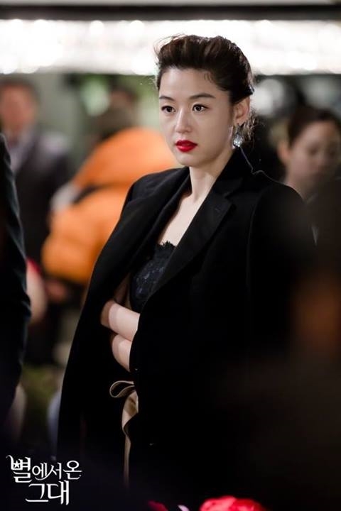 Jun Ji Hyun và những diễn viên Hàn thành công với vai diễn ngôi sao