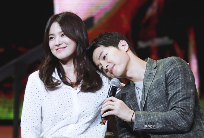 Song Joong Ki cùng loạt sao nam châu Á đội vợ lên đầu và cái kết