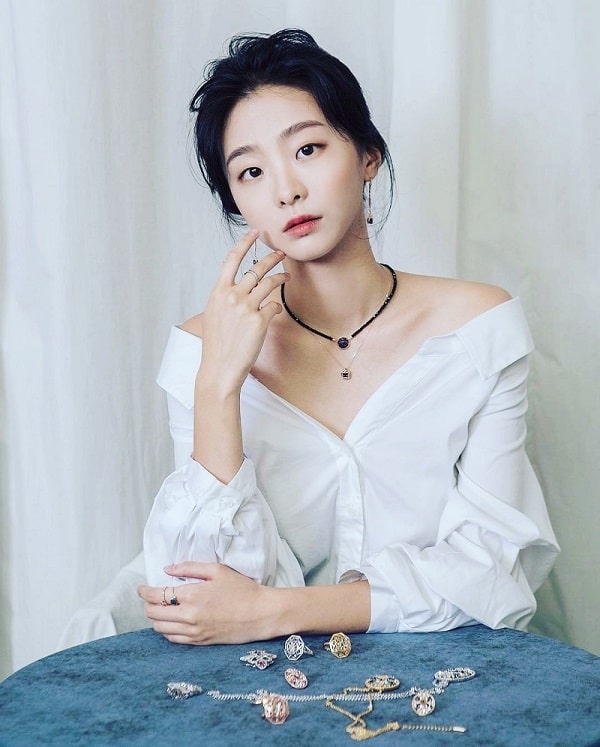 Moon Chae Won và mỹ nhân Hàn chứng minh nhan sắc qua ảnh tốt nghiệp