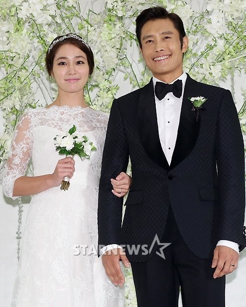 Lee Min Jung lần đầu chia sẻ về chồng sau vụ ngoại tình chấn động