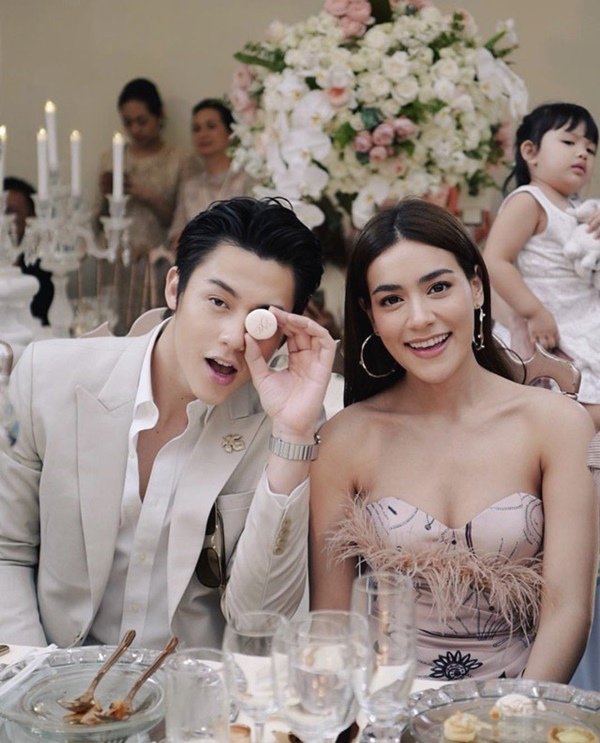Nadech -Yaya và những cặp đôi Tbiz yêu lâu mà chẳng chịu cưới