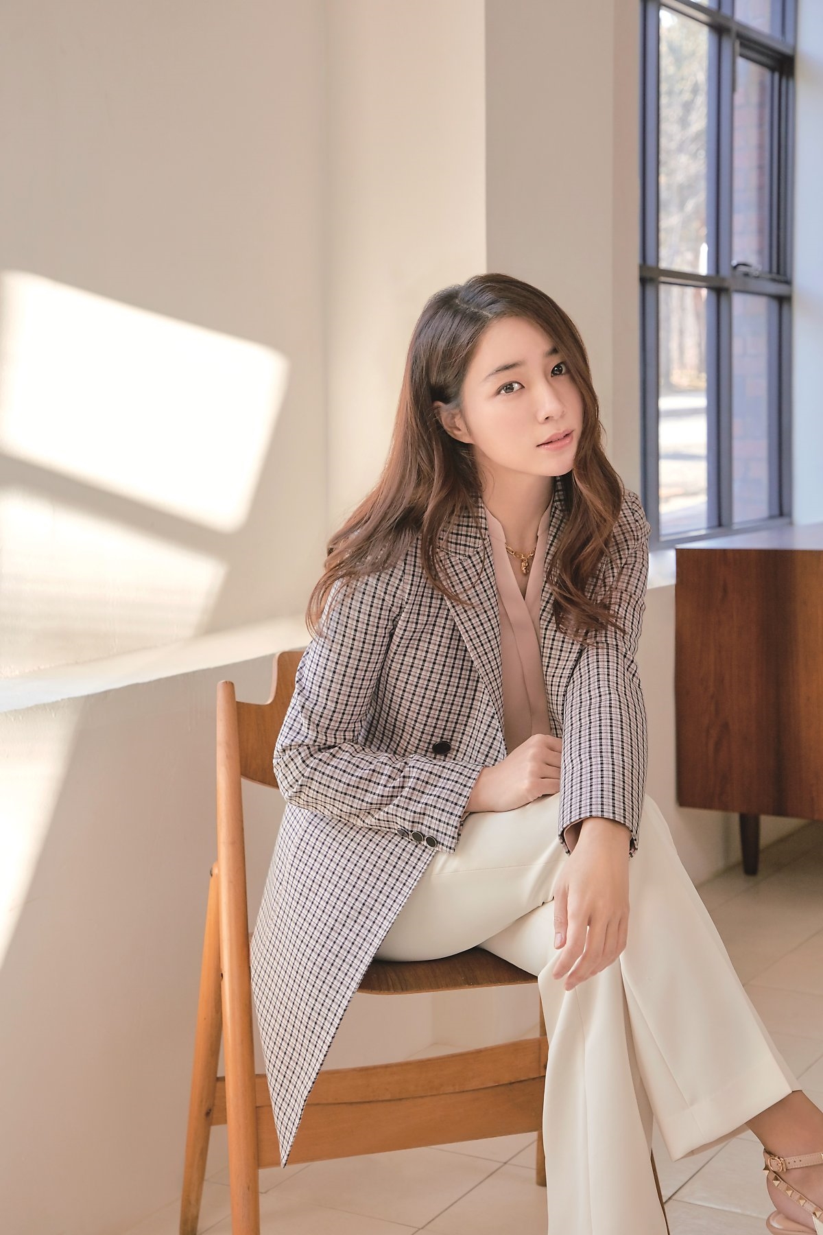 Lee Min Jung lần đầu chia sẻ về chồng sau vụ ngoại tình chấn động
