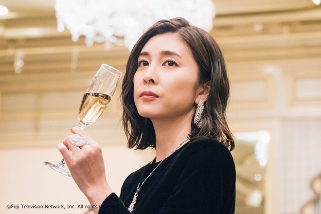 Yuko Takeuchi đột ngột ra đi ở tuổi 40 sau 8 tháng sinh con