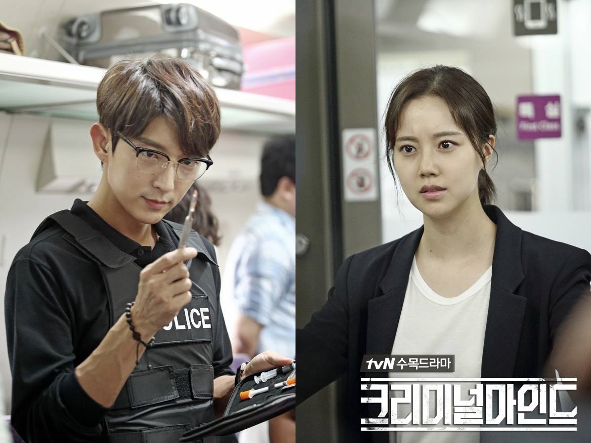 Lee Jun Ki tiết lộ Moon Chae Won là động lực để nhận 'Flower Of Evil'