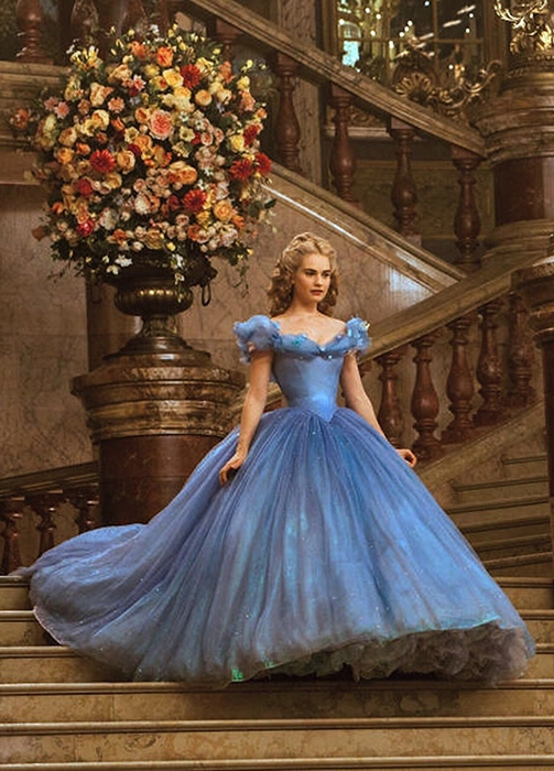 'Cinderella', 'Titanic' và bí mật trang phục của loạt phim Hollywood