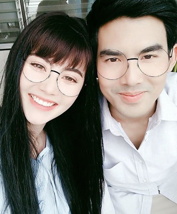 Taew Natapohn - Aff Taksaorn và những cặp sao giống nhau như người nhà