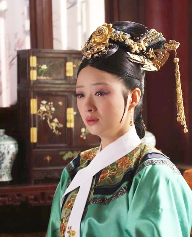 Tôn Lệ, Châu Tấn và các mỹ nhân đình đám trong phim cung đấu kinh điển